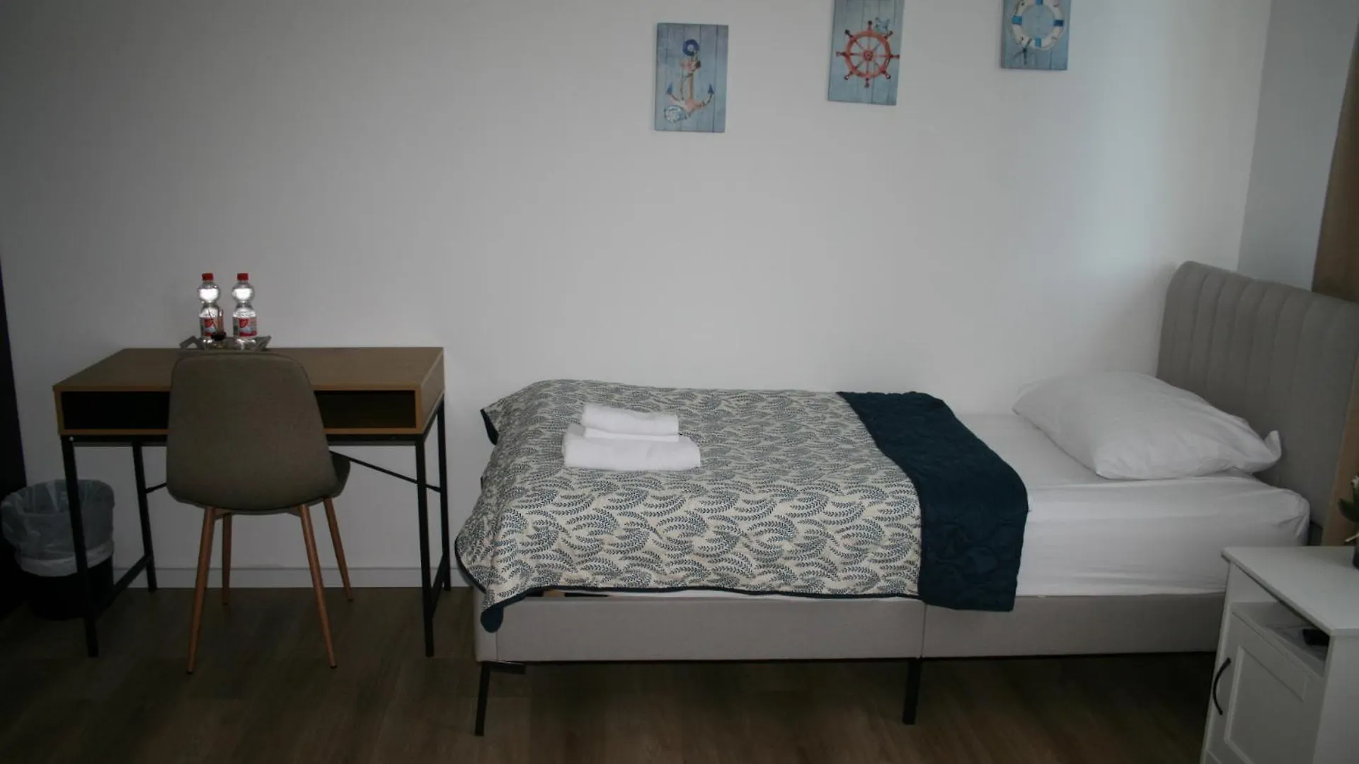 Seehafen Hostel Hamburg